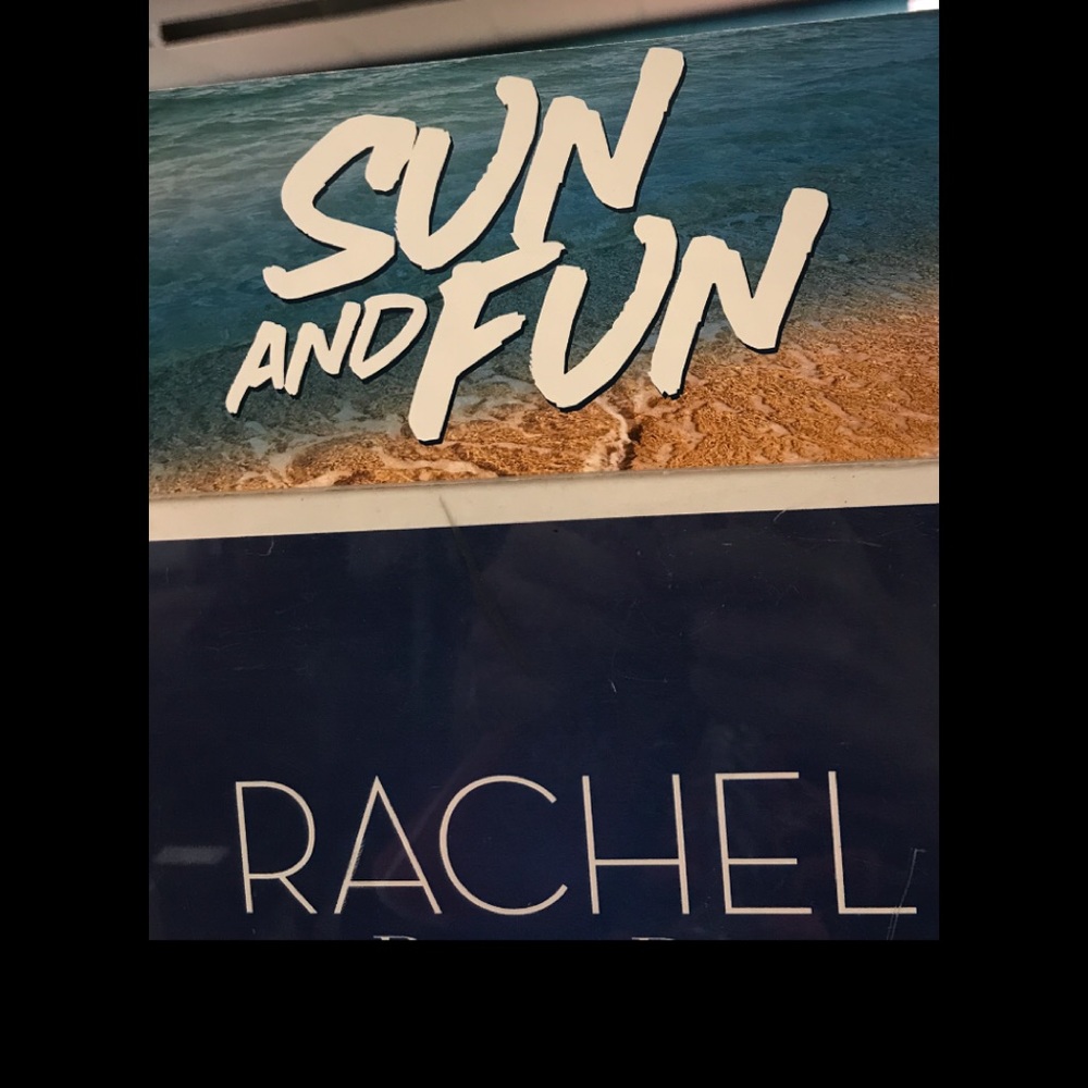 Meet your Posher, Rachel